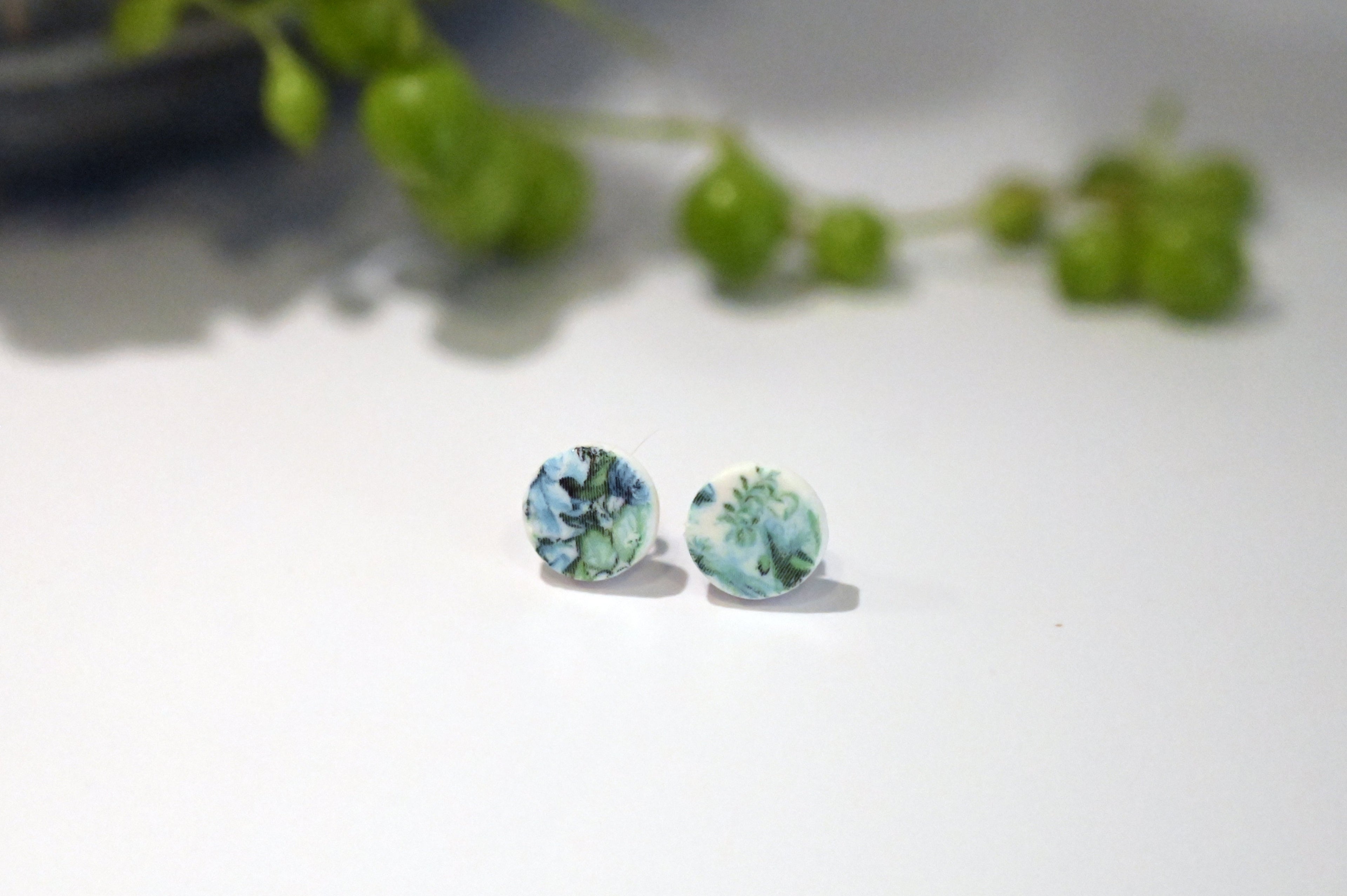 Blue Foliage Studs