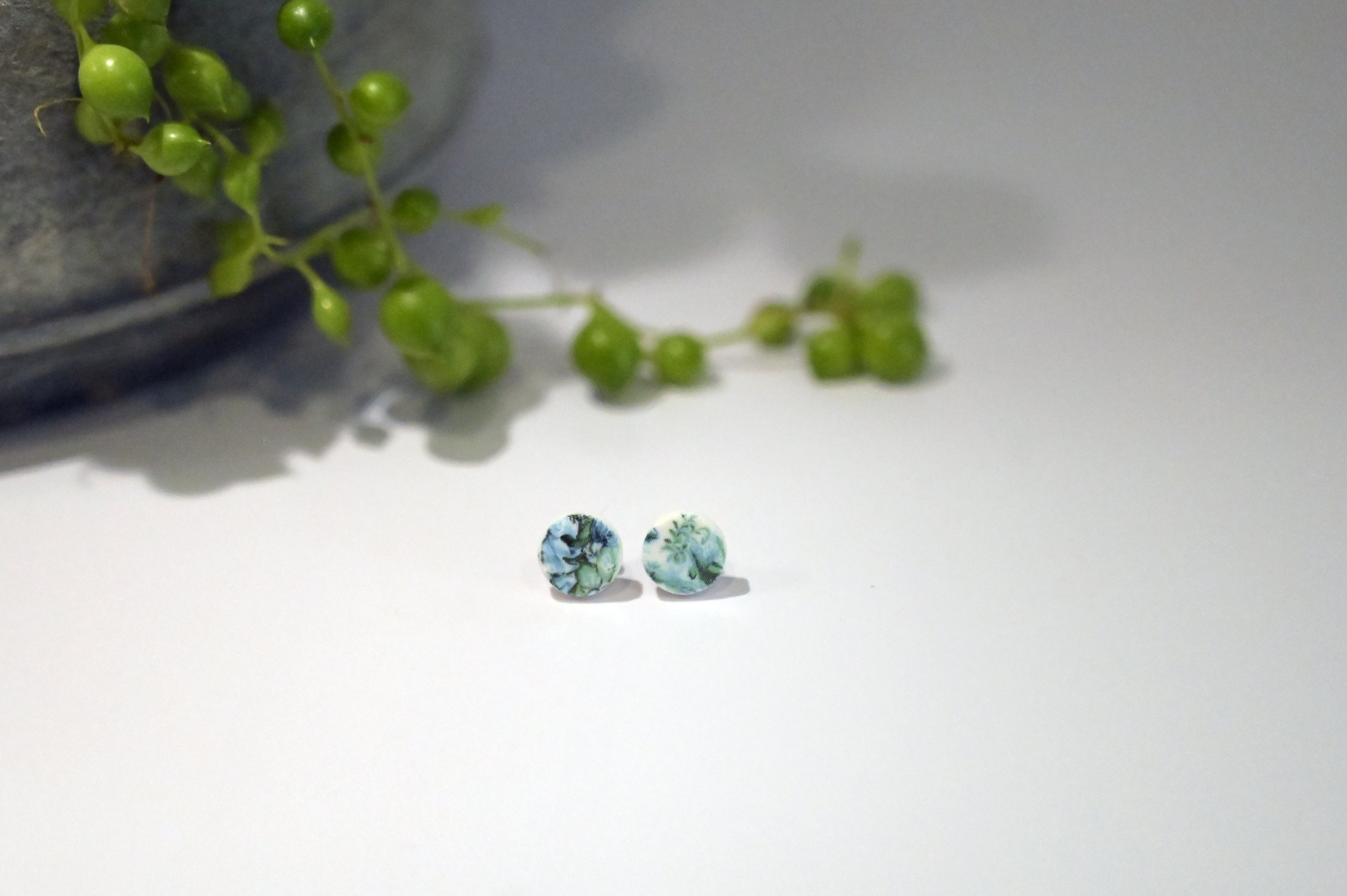 Blue Foliage Studs