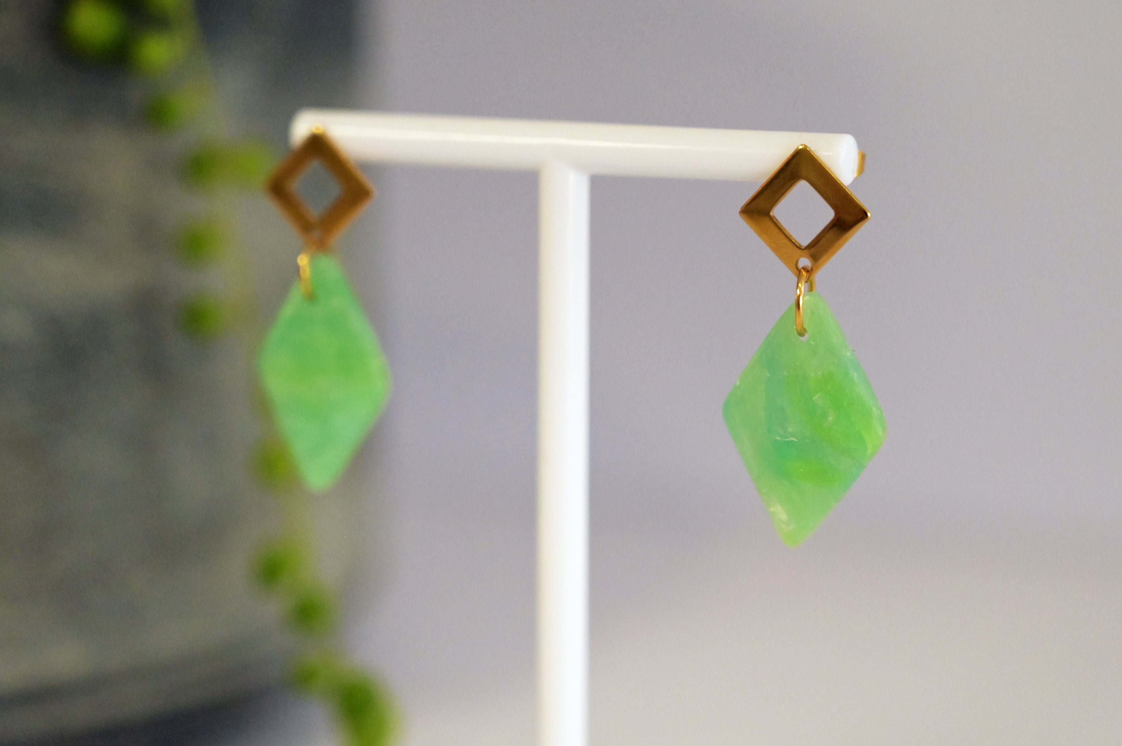 Seagreen Marble Diamonds