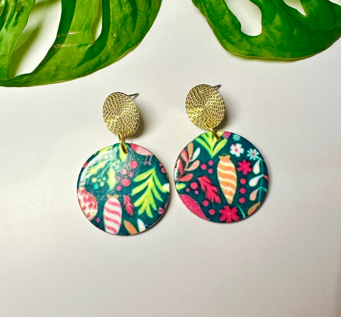 Christmas Print Round Dangles in Green